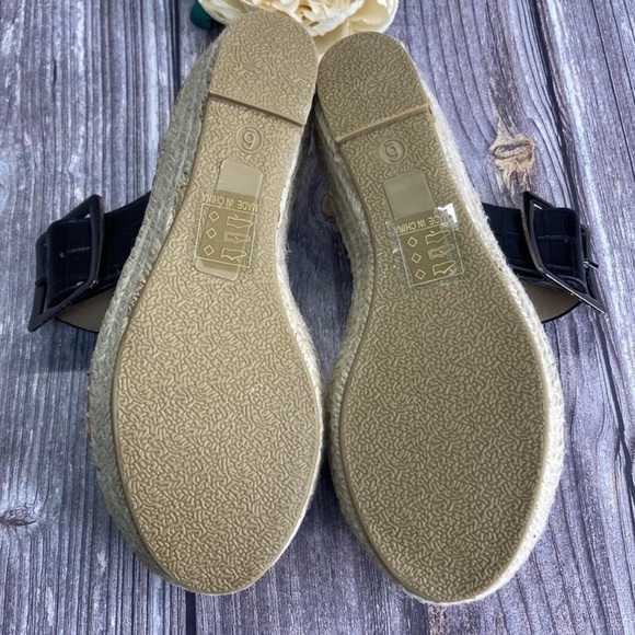 Vintage Havana Robin Sandals in Black Size 7 1/2 NIB - Picture 3 of 5